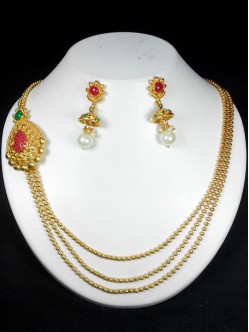 Exclusive Polki Set